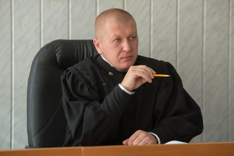 Суд по Лошагину. Екатеринбург, измайлов эдуард
