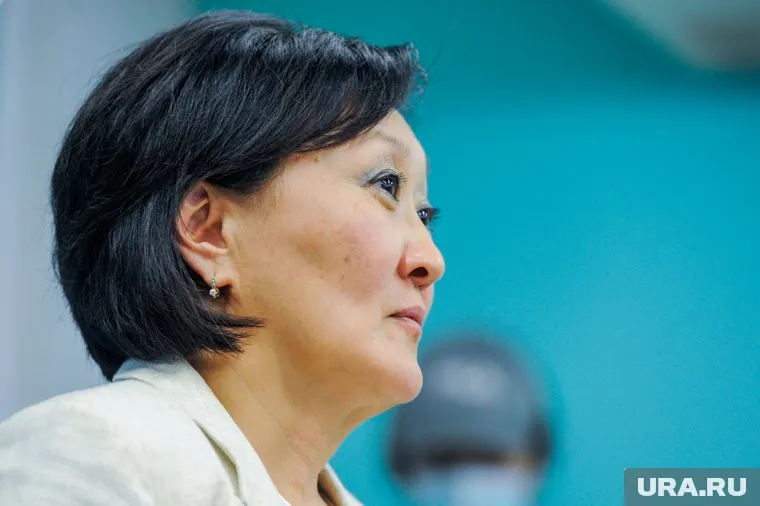 Замруководителя фракции «Новые люди» Сардана Авксентьева предложила способ помочь одиноким родителям решить проблемы с работой