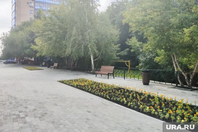 Алексей Лошкин потребовал сделать дополнительное освещение дворов Челябинска