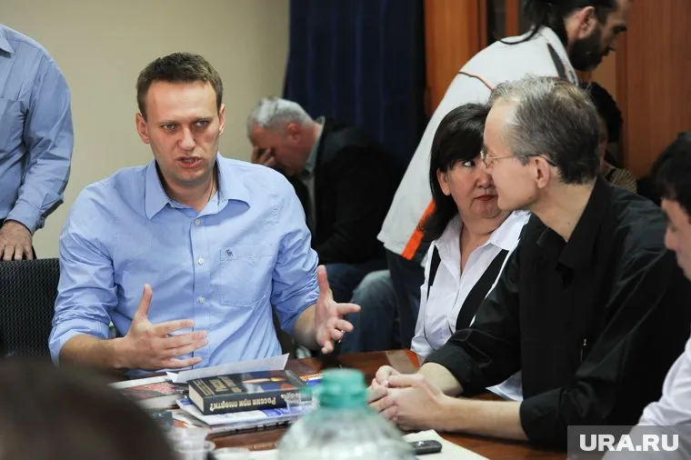 ОЗХО проводит анализ взятых у Алексея Навального проб