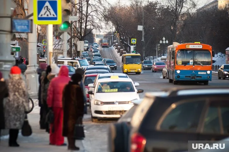 Водители автобусов регулярно пренебрегают безопасностью пассажиров