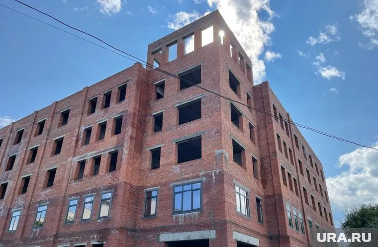 Пятизвездочную гостиницу в Кургане планируют достроить до конца года