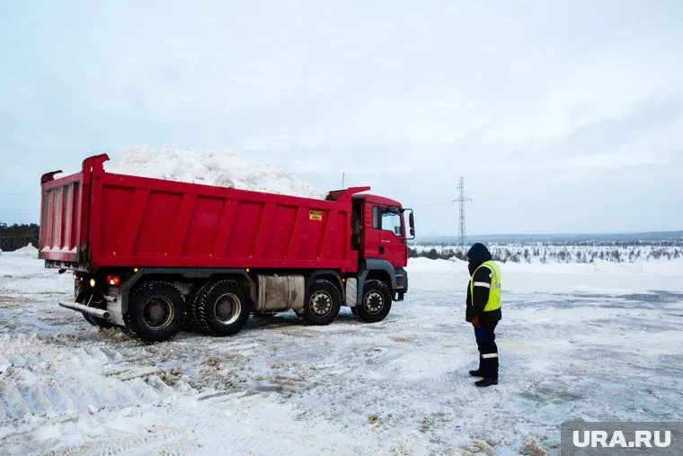 Снег с Ямала предложили отправить для хознужд мэрии Москвы