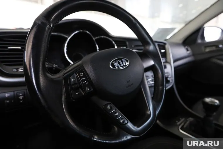 Компания KIA запрещает челябинскому автосалону использовать свой бренд