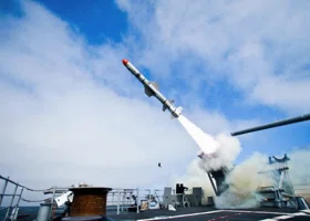 Россия указала на усиление военной активности НАТО у своих границ