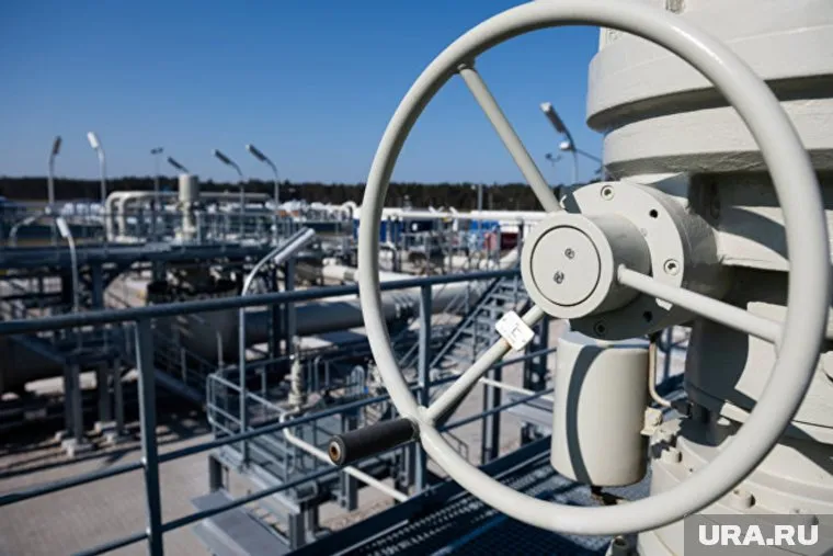 По информации Spigel, уже были заблаговременные указания на это из США