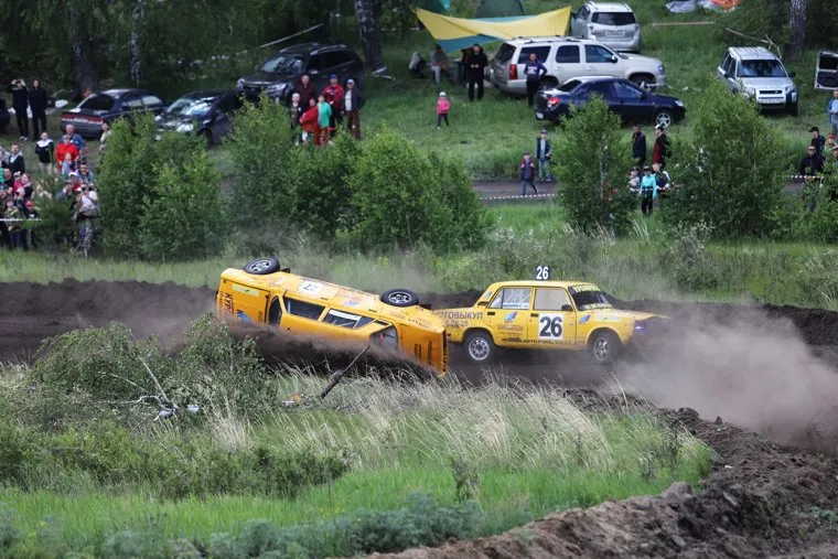 Автогонки. Заборка. Курган