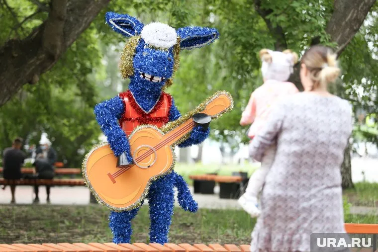 Новые фигуры появились в Кургане в конце мая