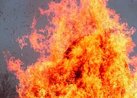 Девять детей и трое взрослых погибли при пожаре в Казахстане