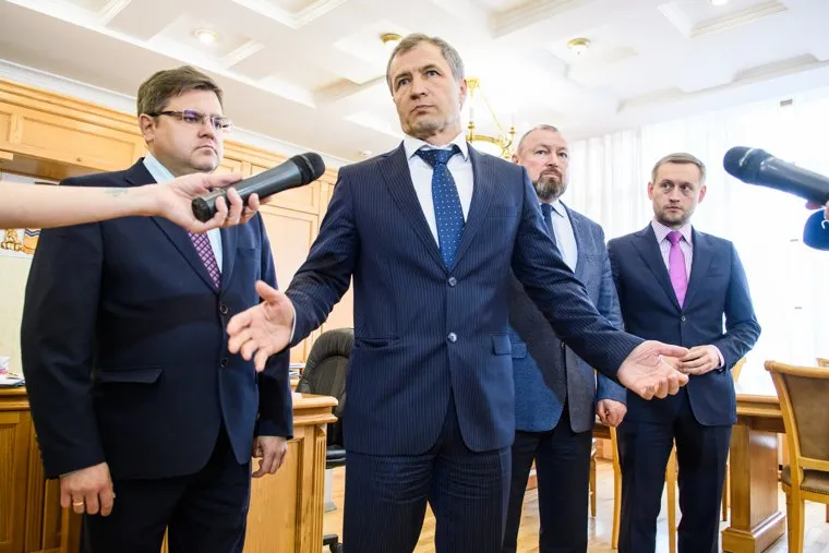 Заседание гордумы, обсуждение протестов в сквере около театра драмы. Екатеринбург