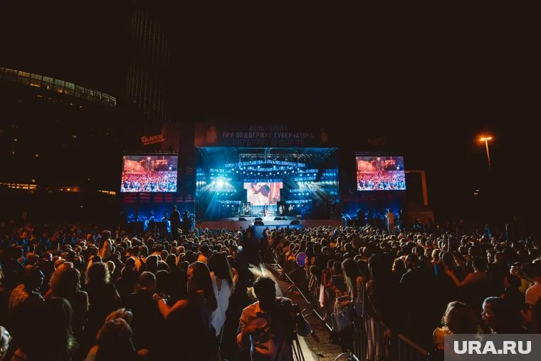 Участниками шоу стали самые талантливые уральские певцы