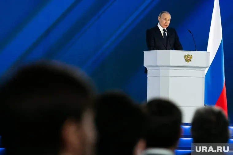 Владимир Путин говорил о перезапуске общества «Знание» в своем послании Федеральному собранию в апреле