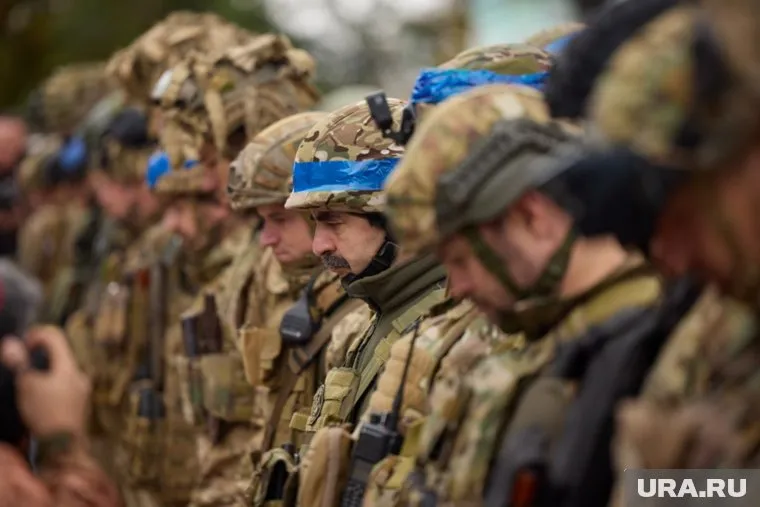 Украинские военные вышли из части Красногоровки