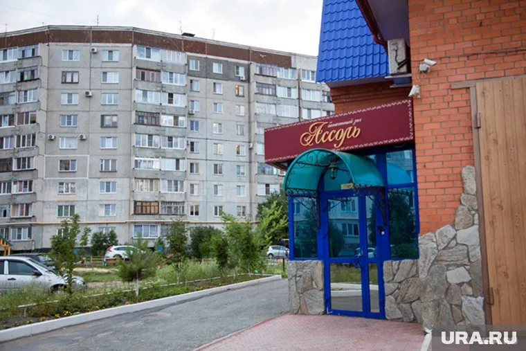 На «URA.RU» — первые снимки с места ЧП