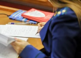 Подозреваемый в убийстве генерала Москалика признал вину, следствие требует его ареста