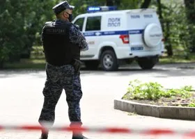 В Екатеринбурге в сквере у вокзала убиты три человека