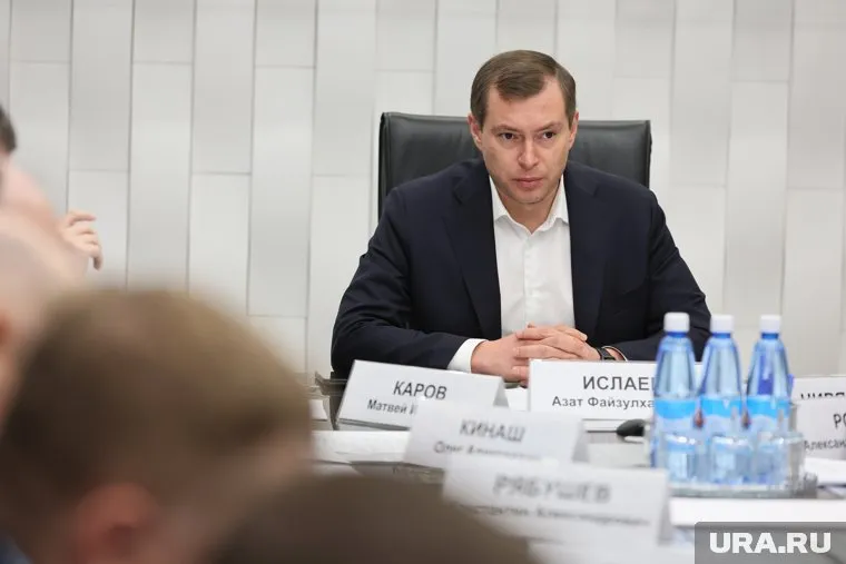 Замгубернатора ХМАО Ислаев раскритиковал сургутских чиновников за строительство школ