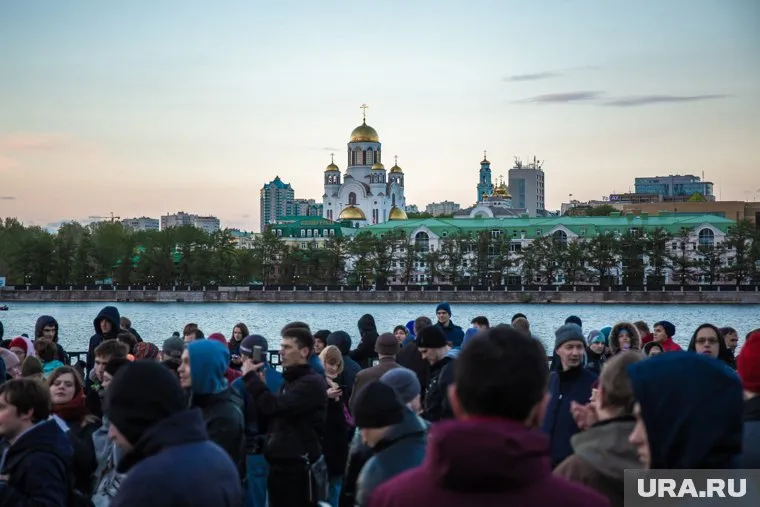 Опрос про храм не имеет значения, но его все равно проведут