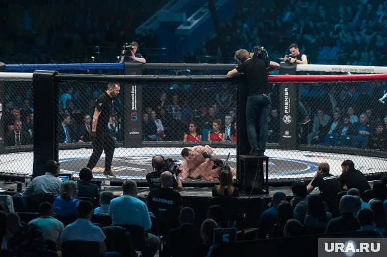 За день до боя спортсмены пройдут взвешивание