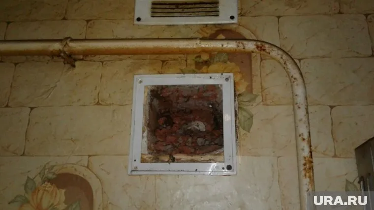 Дымоход оказался разрушен и забит обломками