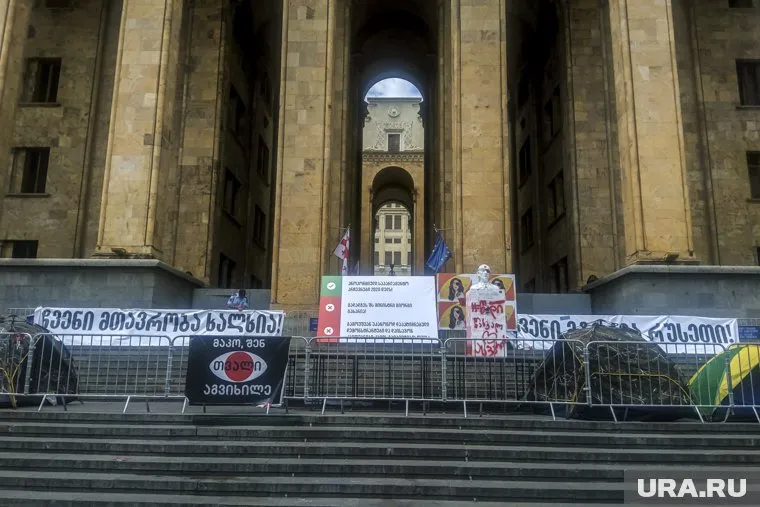 В нескольких городах Грузии проходят акции протеста