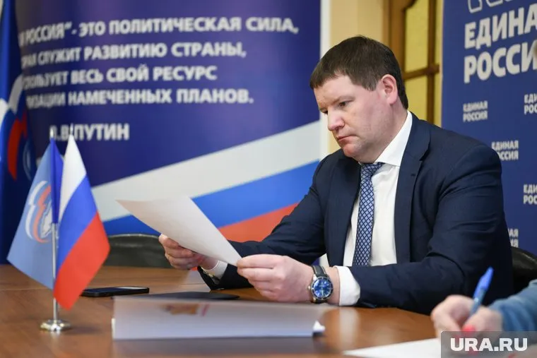 Сергей Бидонько передал помощь семьям из Тугулыма и Пелыма