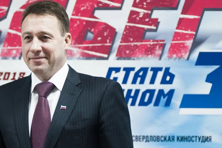 Визит полномочного представителя президента РФ в УрФО Игоря Холманских на Свердловскую киностудию. Екатеринбург , холманских игорь, фильм забег стать чемпионом