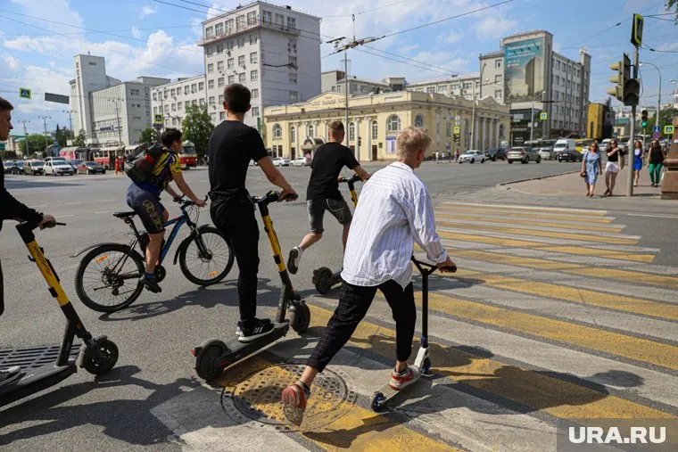 Владельцы электросамокатов часто становятся виновниками ДТП