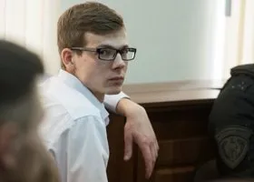 Очкарик, осужденный за то, что дал сдачи мажору, станет помощником депутата Госдумы