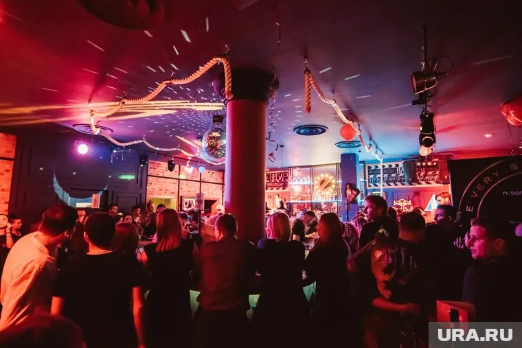 Ряд ночных клубов будут работать до 23 часов