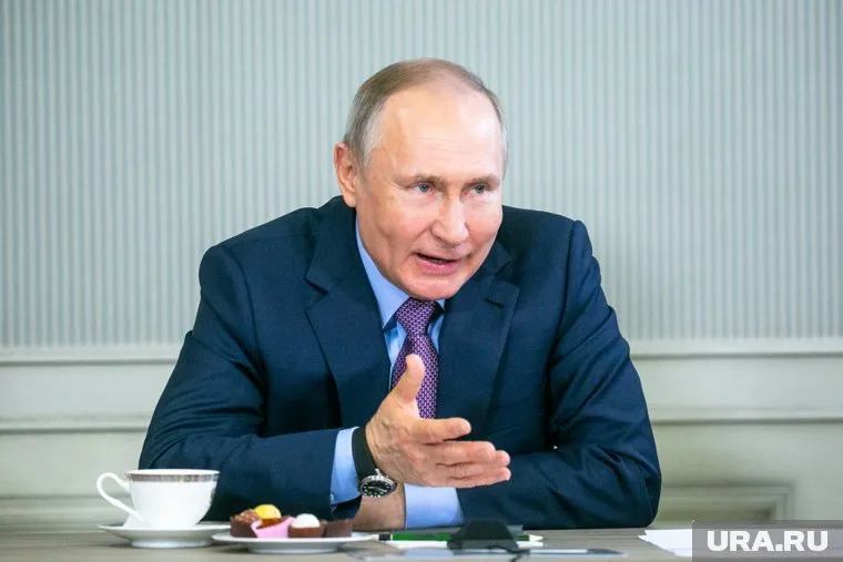 Президент РФ Владимир Путин выслушал мнение членов СПЧ по самым резонансным вопросам 2021 года