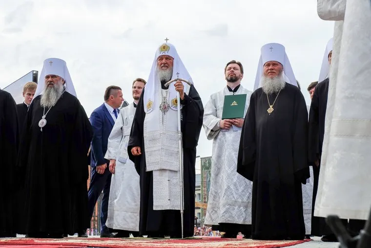 Патриарх Кирилл в Кургане на церемонии освящения закладного камня Троицкого храма, православие, патриарх, патриарх кирилл