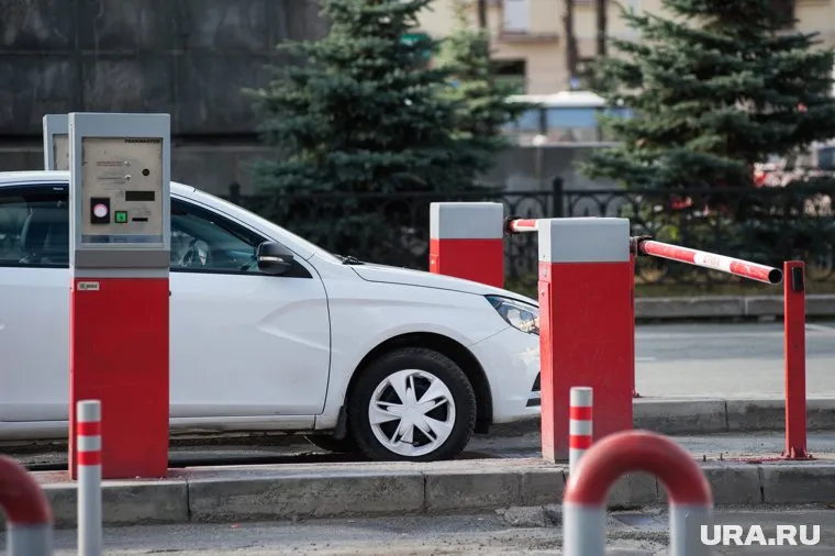 С россиян хотят начать взимать плату за проезд на новых и уже существующих трассах