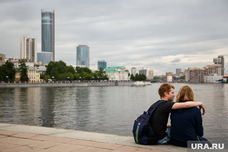 ВИПы приезжают в Екатеринбург вторую неделю, но главные гости - только на подходе