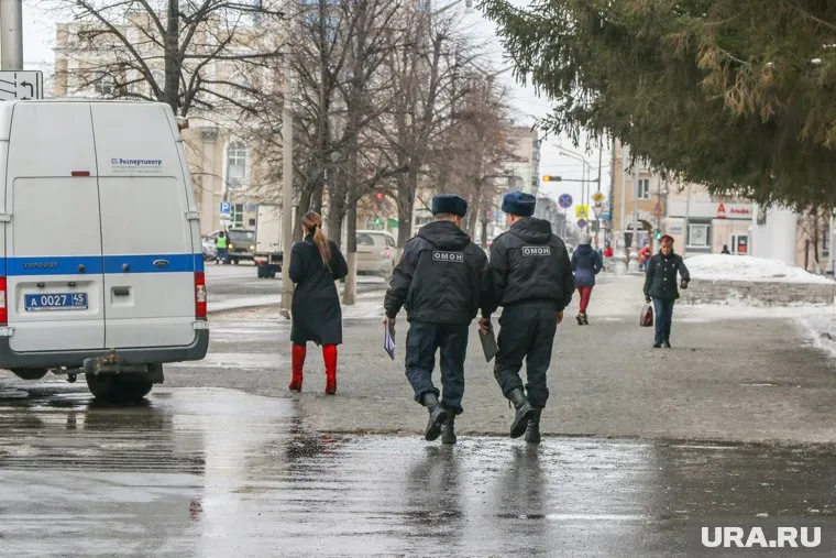 На улицах много полицейских