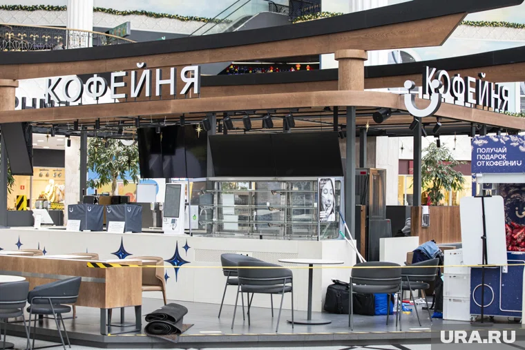 Островки кофеен оградили лентой