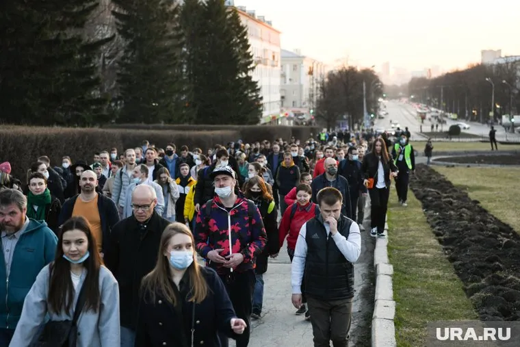 В Екатеринбурге в акции участвуют 5 тысяч человек, заявили власти