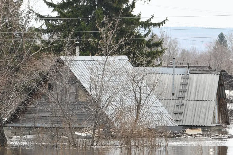 Район затопления возле пляжа Бабьи пески. Курган