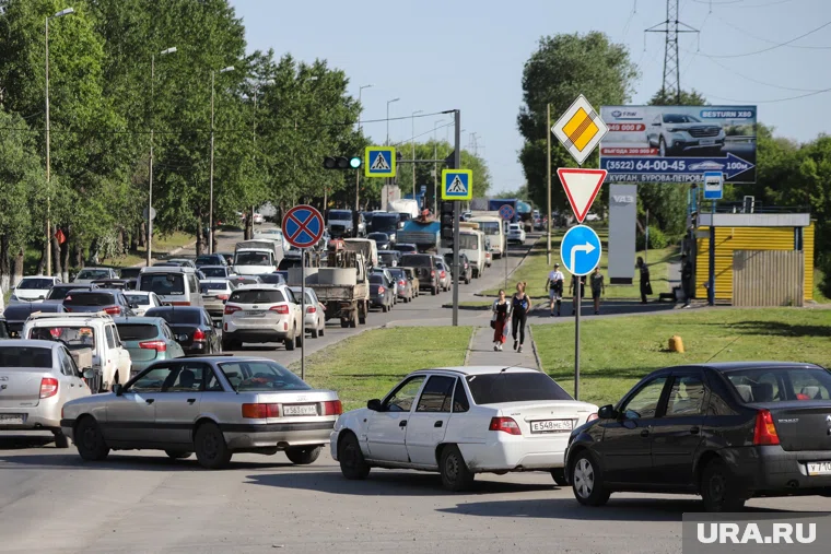 Выхлопные газы в Кургане загрязняют воздух