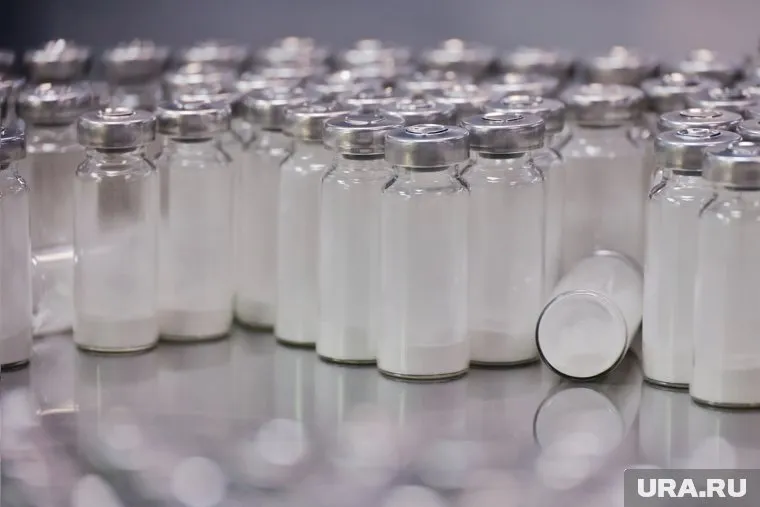 Первыми вакцину от рака получат пациенты с меланомой