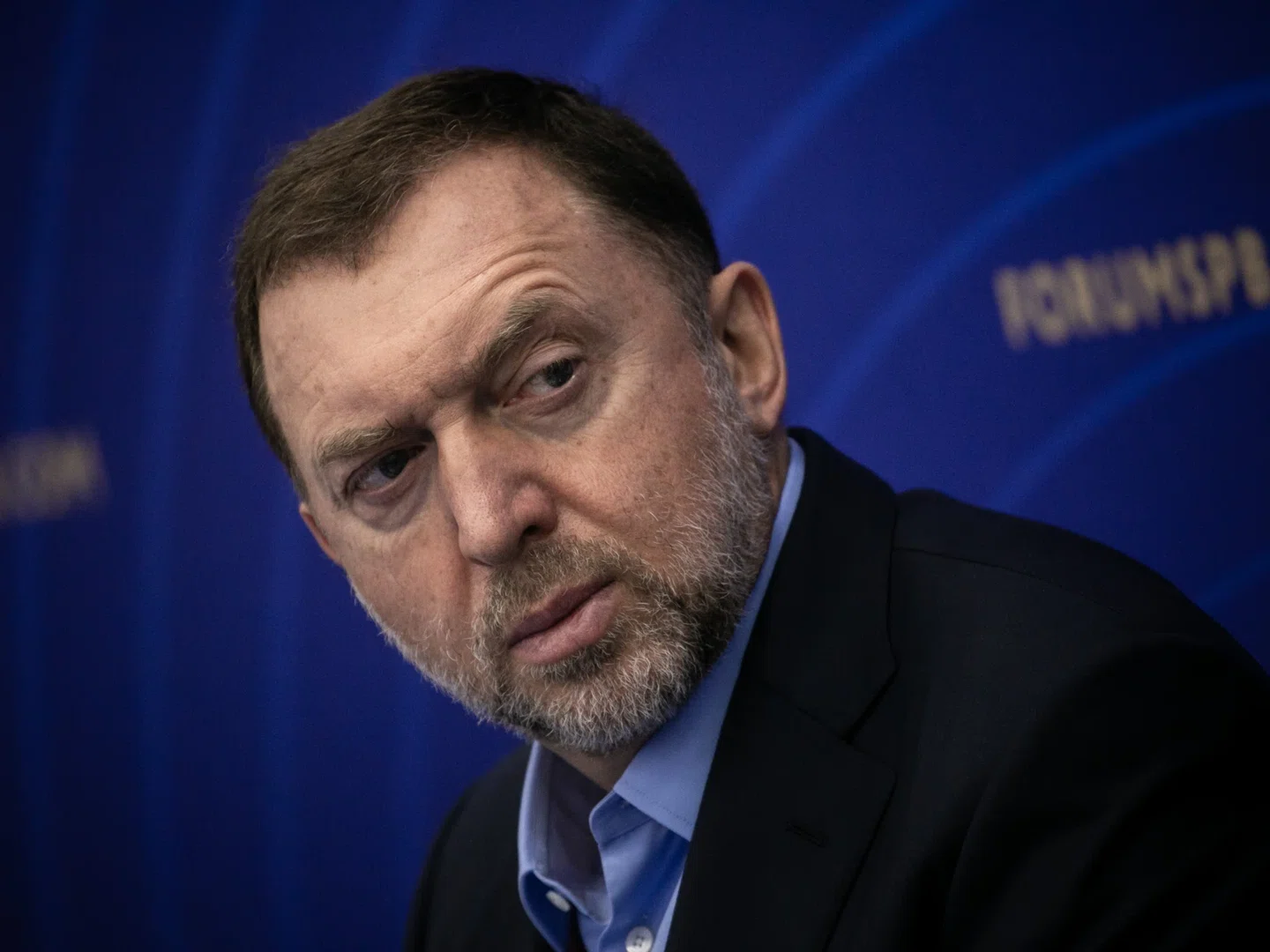 Олег Дерипаска на экономическом форуме