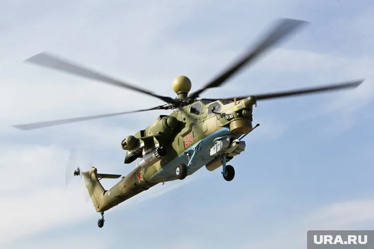 ВСУ сбили Ми-8 в Донецке, заявил военкор Борис Рожин