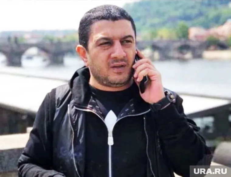 Намик Салифов пока не отреагировал на свое раскоронование