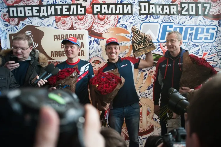 Встреча победителя ралли "Дакар" квадроциклиста Сергея Карякина. Екатеринбург, карякин сергей, победитель ралли