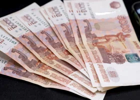 Нефтяник из ХМАО отсудил у работодателей более полмиллиона рублей за профзаболевание