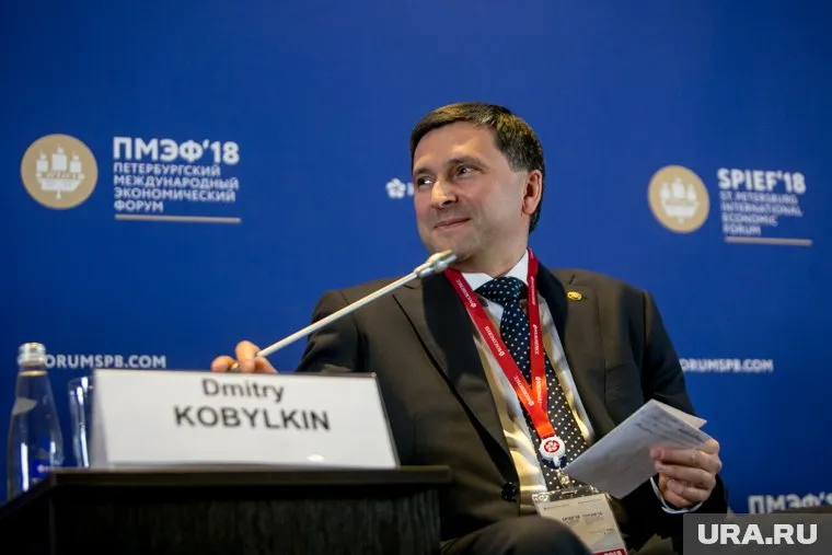 Дмитрий Кобылкин решил окружить себя на новом месте работы проверенными людьми