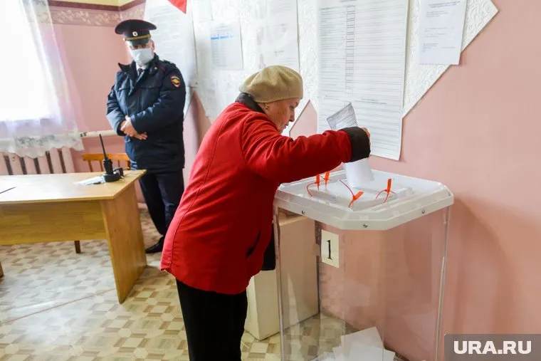 Челябинцам предлагают вернуть право избирать глав городов и районов