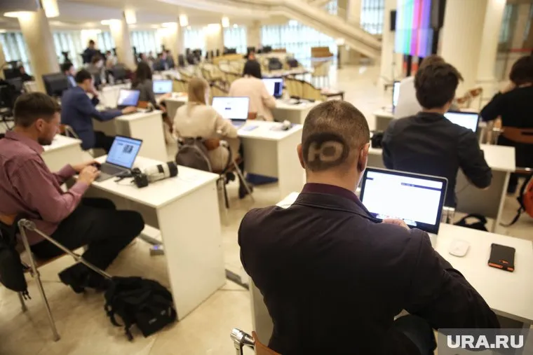 Новому руководителю предстоит решить ворох накопившихся проблем