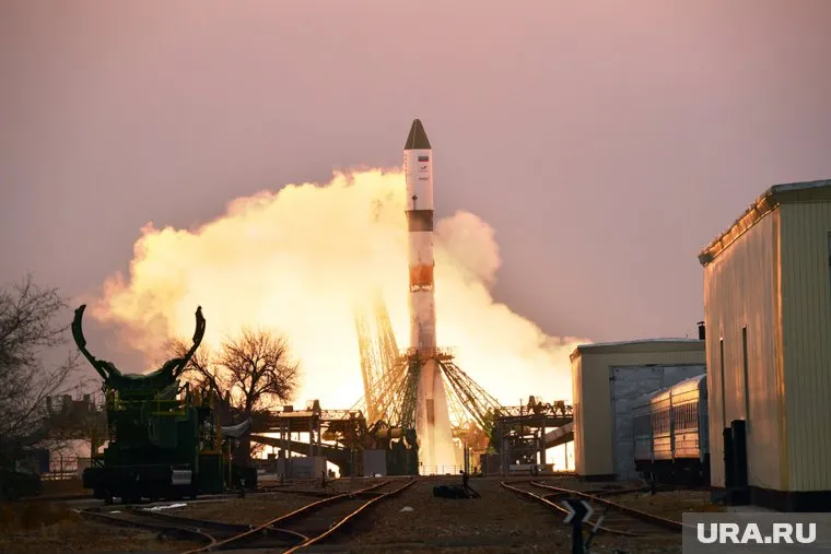 Космический аппарат отправится на спутник Марса в 2030 году