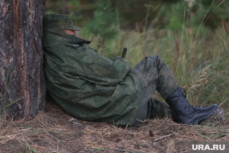 Добровольцы из свердловских городов просят отправить их на фронт